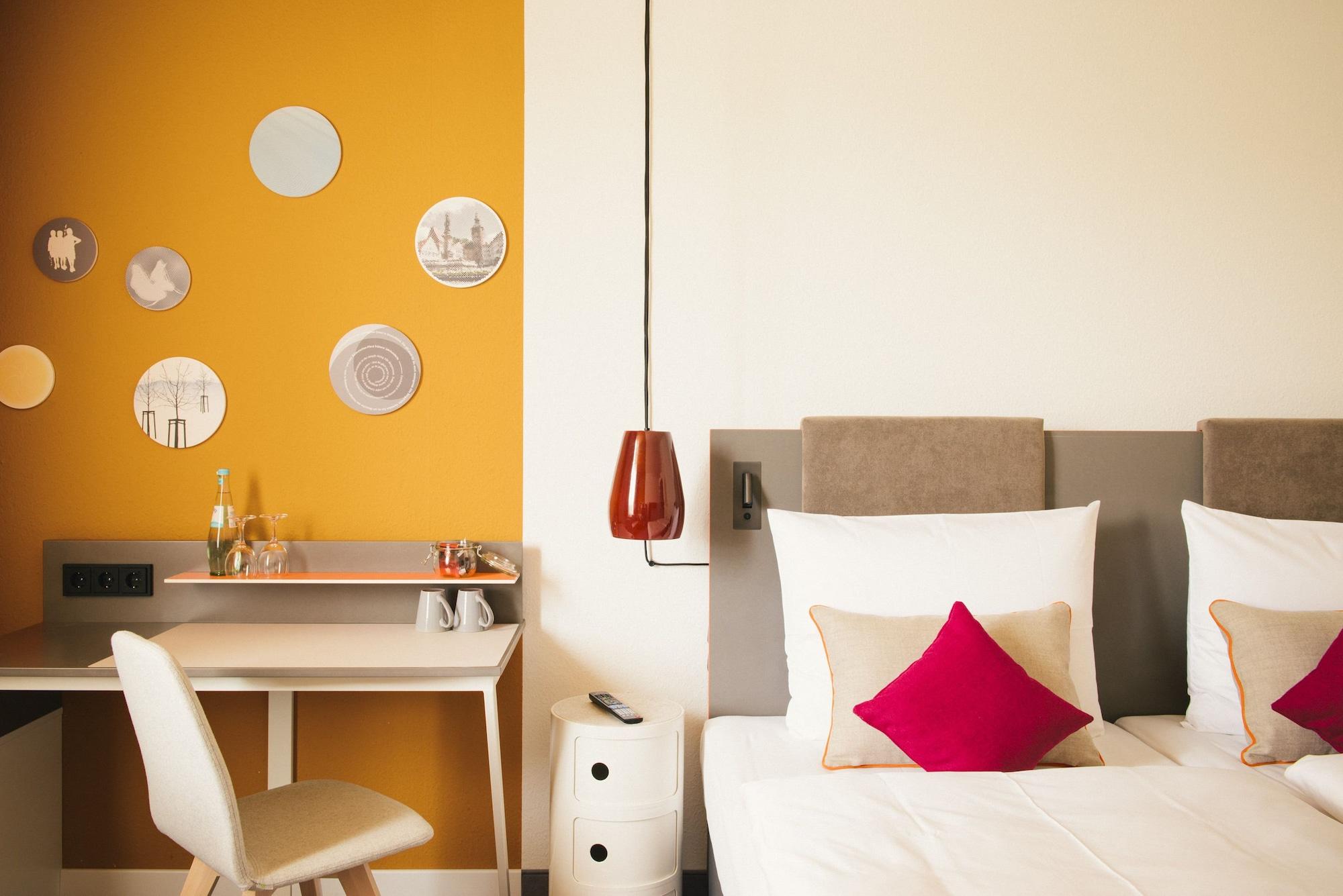 Vienna House Easy By Wyndham Guenzburg Hotel Ngoại thất bức ảnh