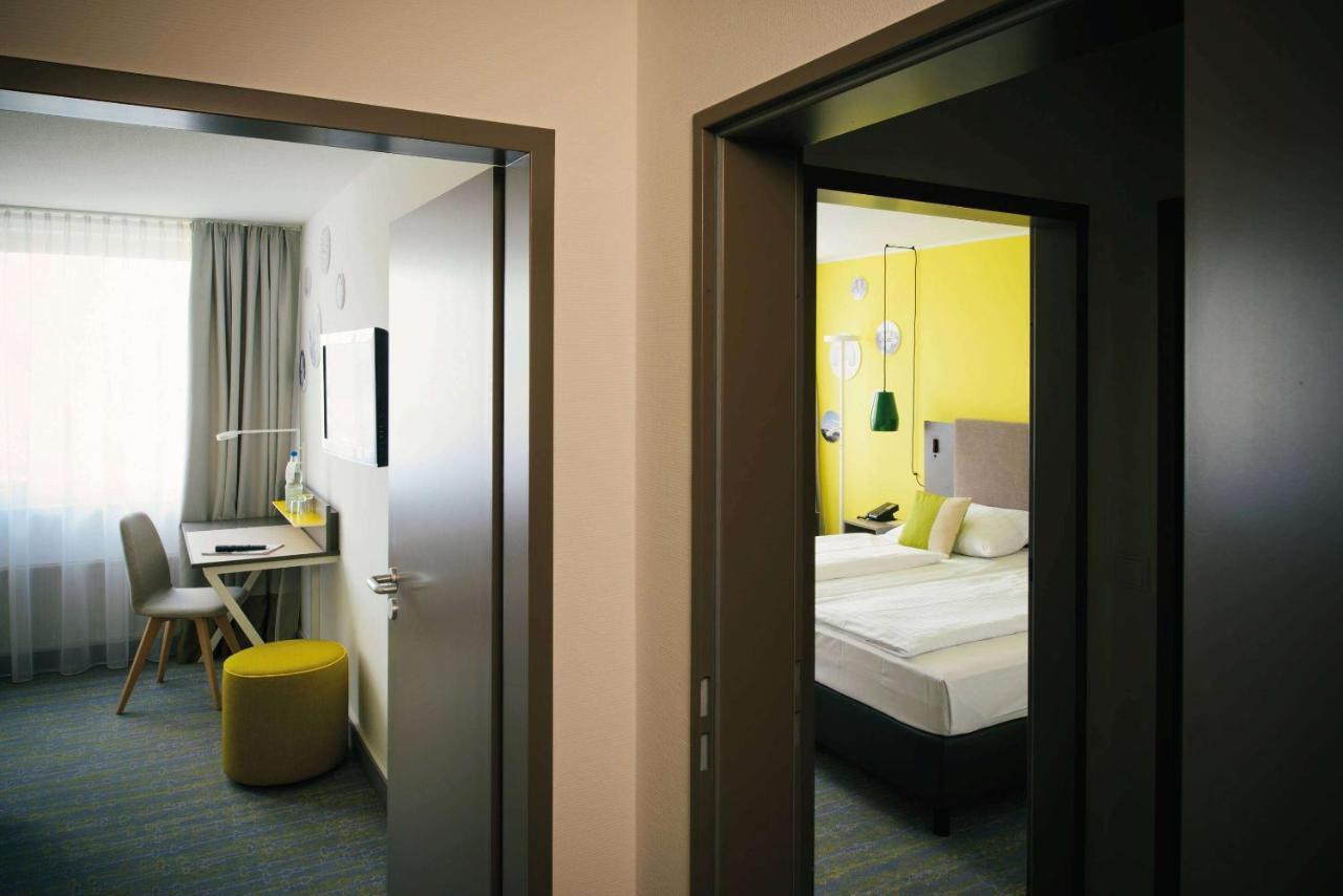 Vienna House Easy By Wyndham Guenzburg Hotel Ngoại thất bức ảnh