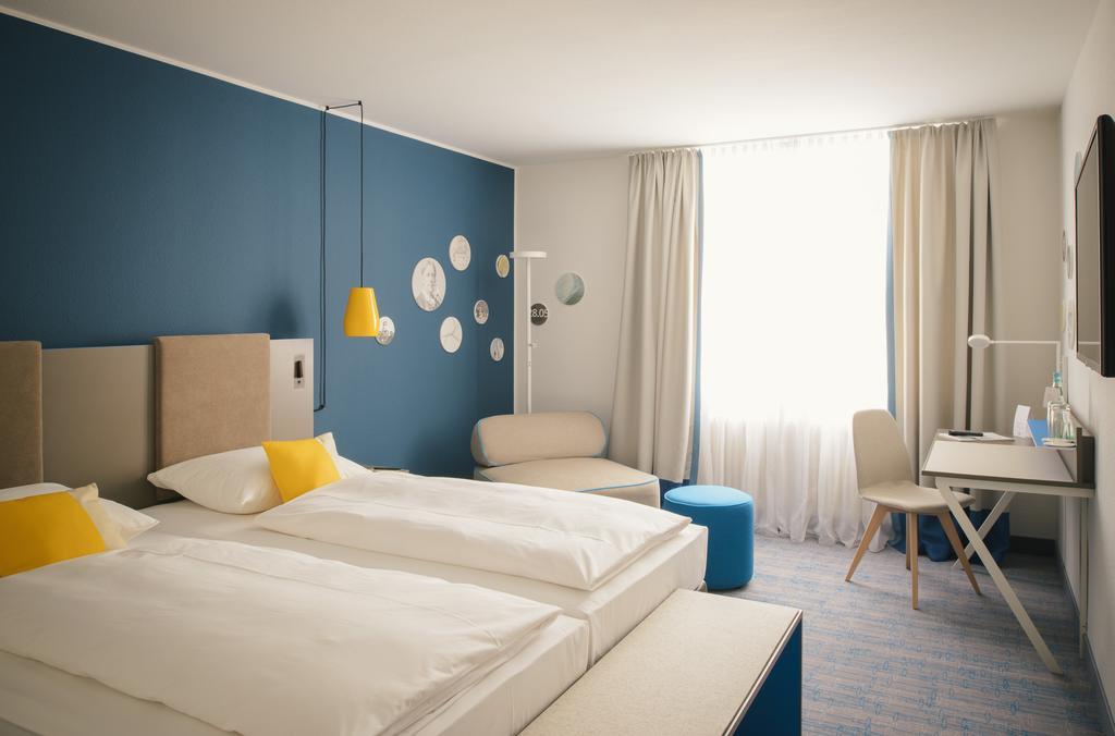 Vienna House Easy By Wyndham Guenzburg Hotel Ngoại thất bức ảnh