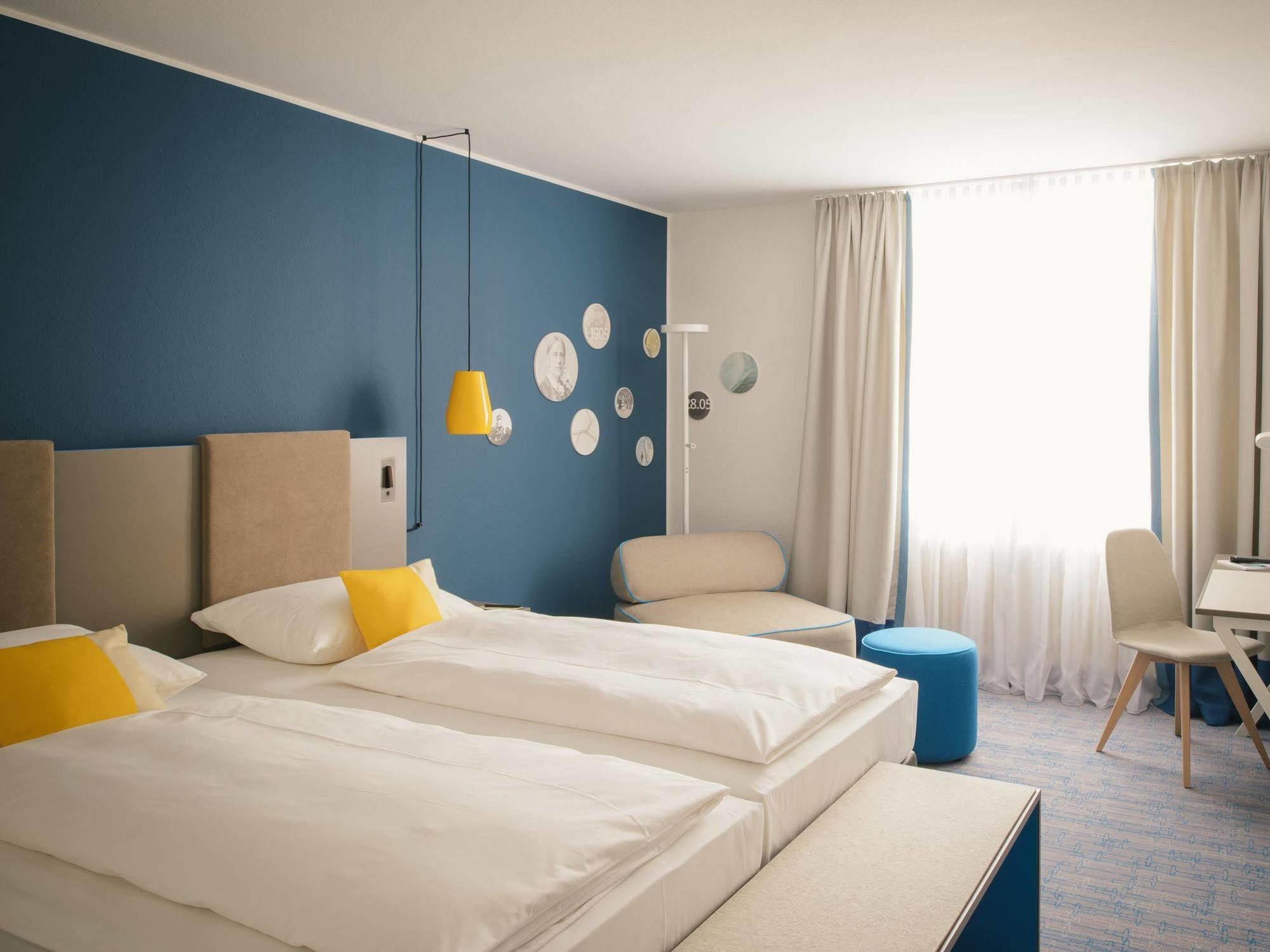 Vienna House Easy By Wyndham Guenzburg Hotel Ngoại thất bức ảnh